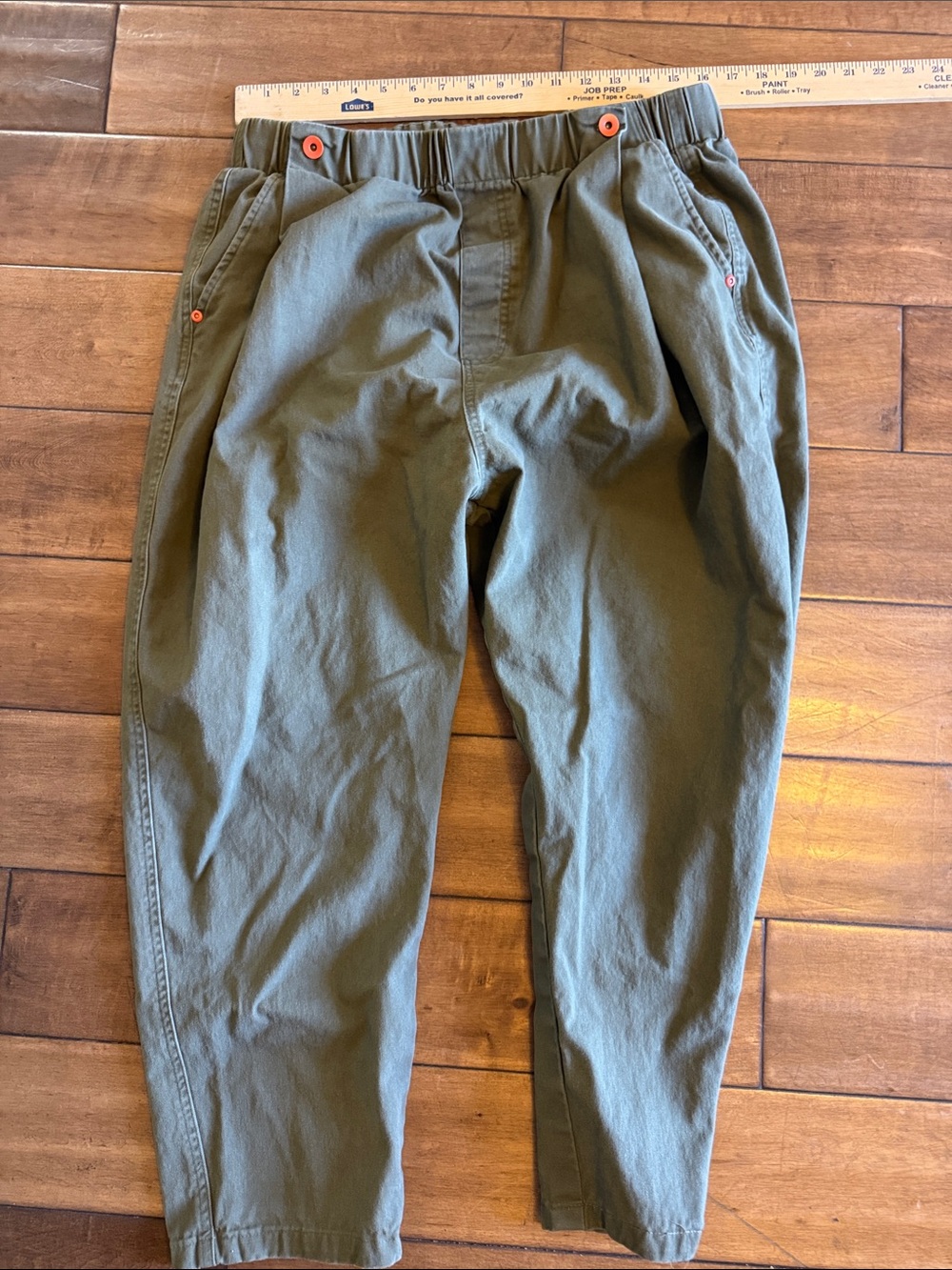 Japanese Relaxed Olive Green Chinos for Men 33 x 29.  100% cotton. Thick.